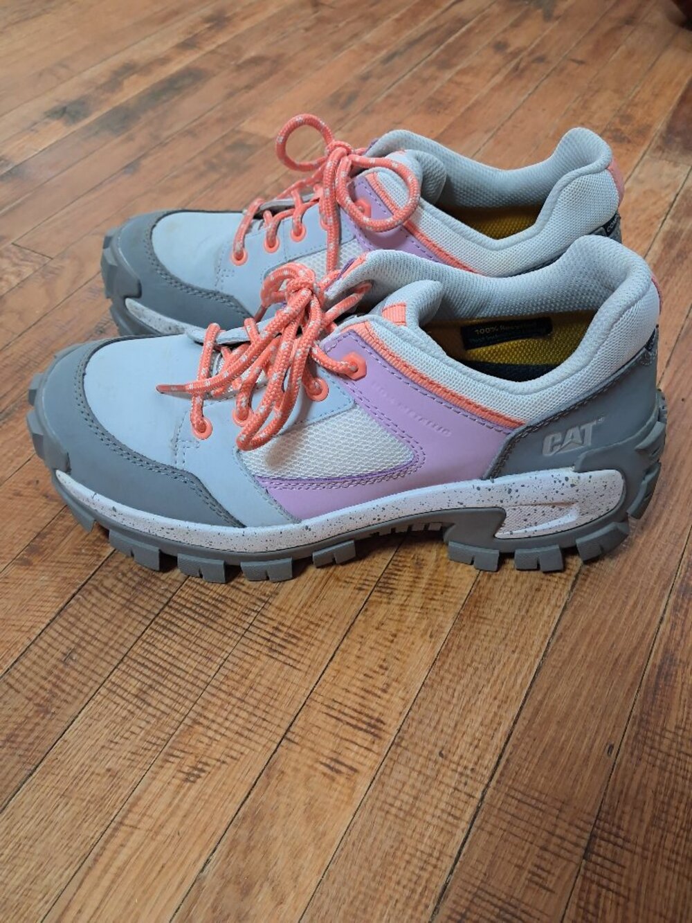 CAT women's work shoe boots